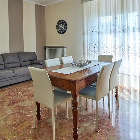 Cinzia'S Holiday Home Desenzano del Garda Dış mekan fotoğraf