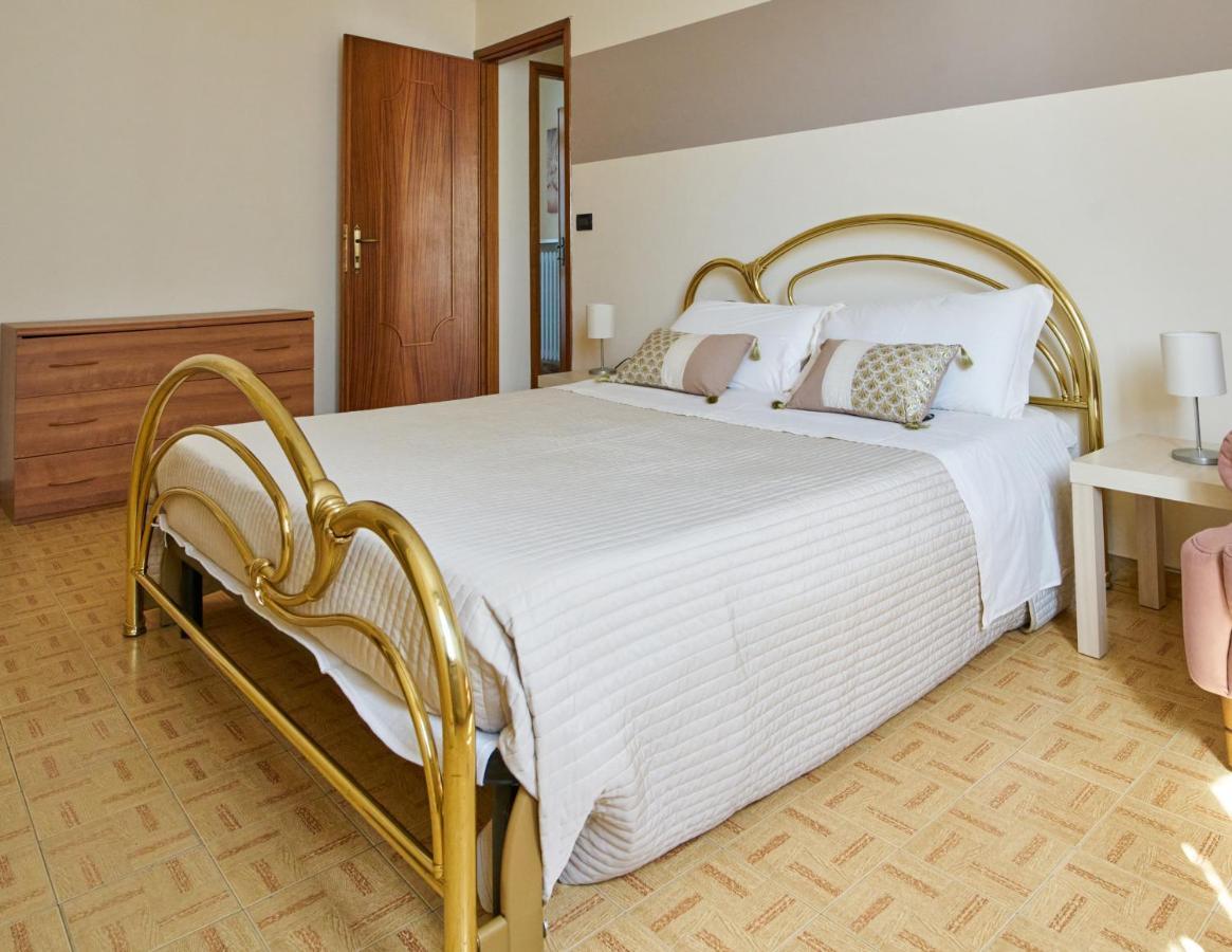 Cinzia'S Holiday Home Desenzano del Garda Dış mekan fotoğraf