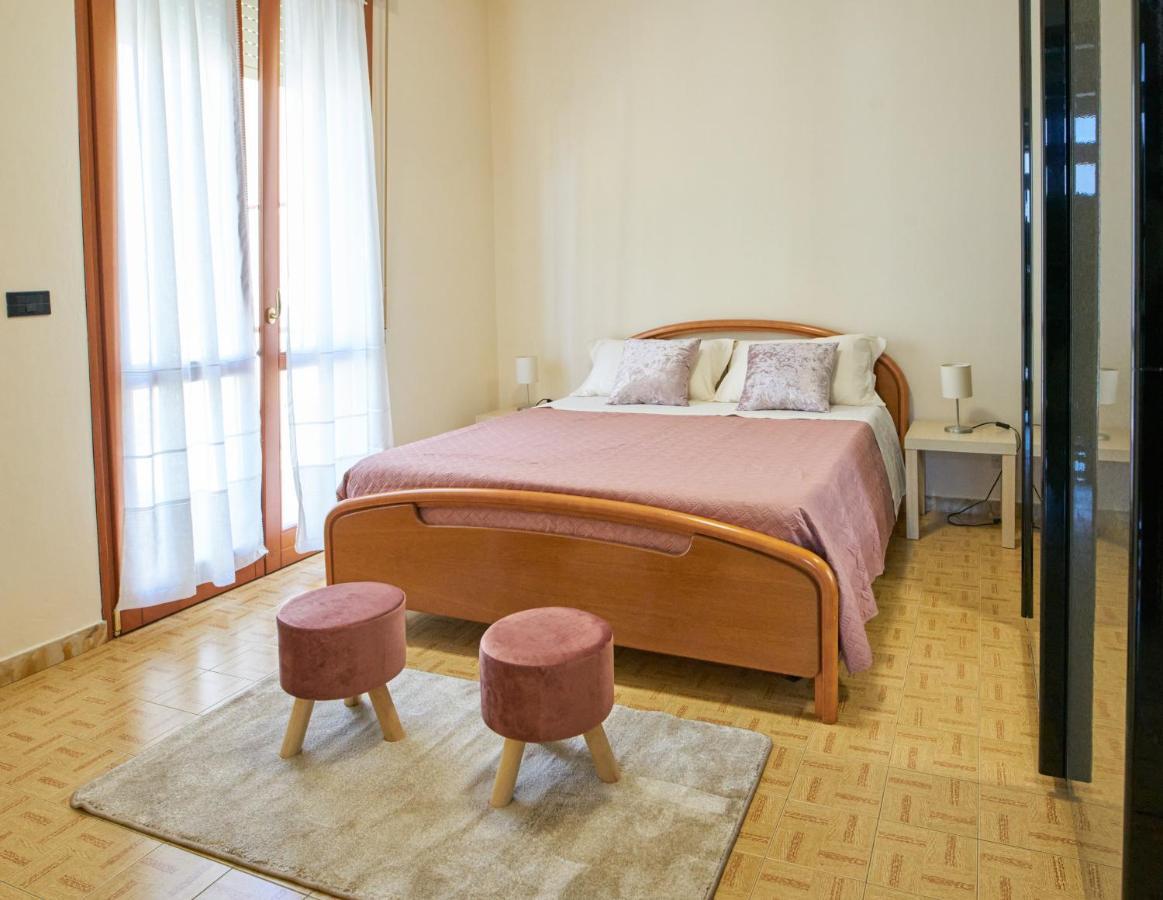 Cinzia'S Holiday Home Desenzano del Garda Dış mekan fotoğraf