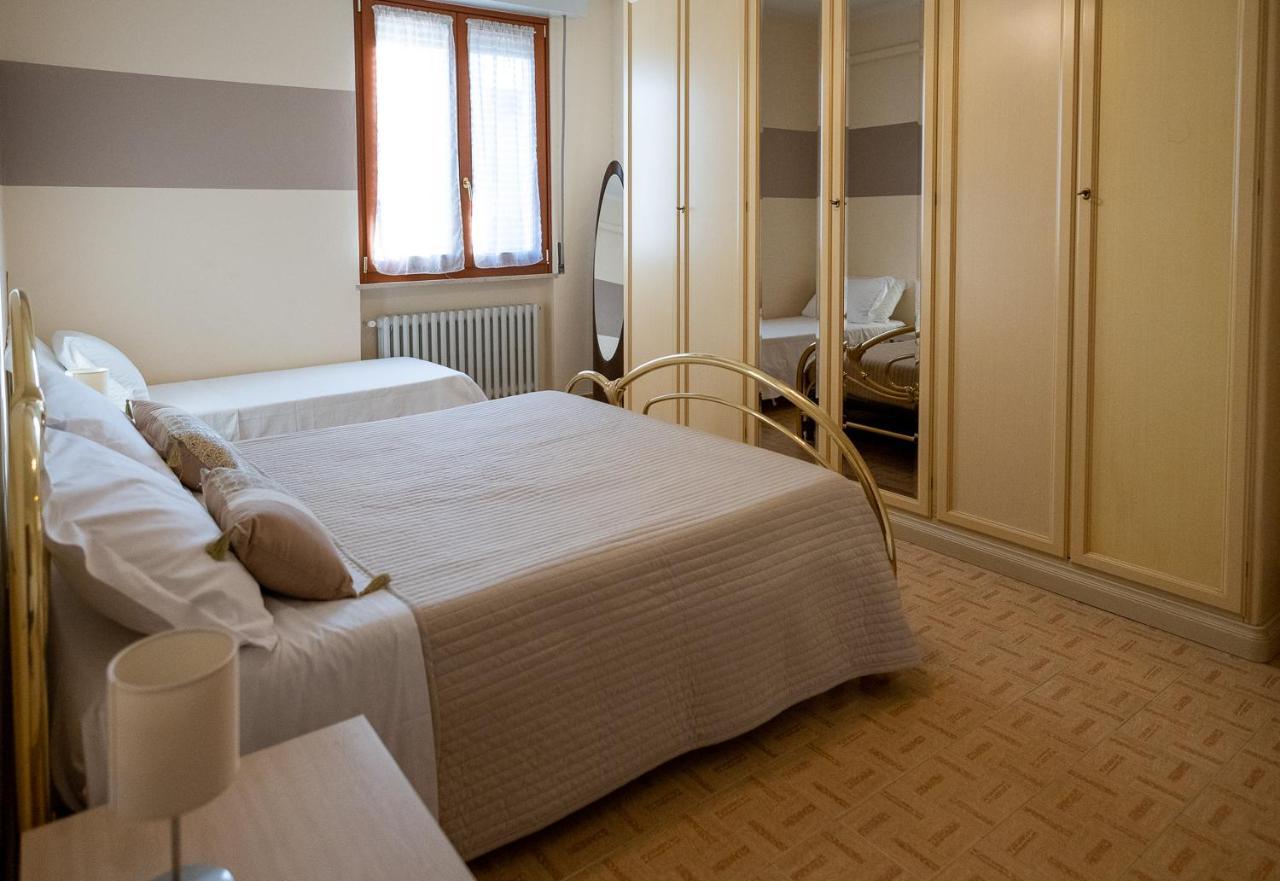 Cinzia'S Holiday Home Desenzano del Garda Dış mekan fotoğraf